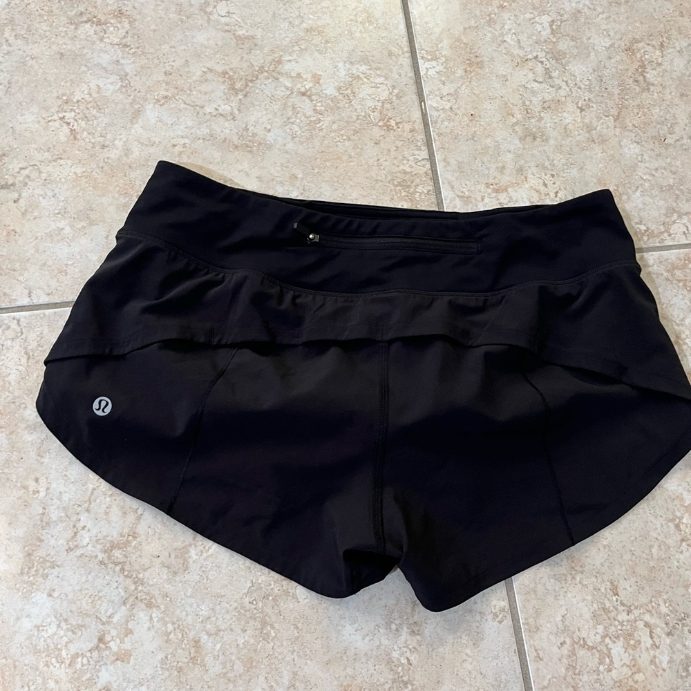 Lululemon speed up 2.5 Black Shorts - Picture 5 of 6